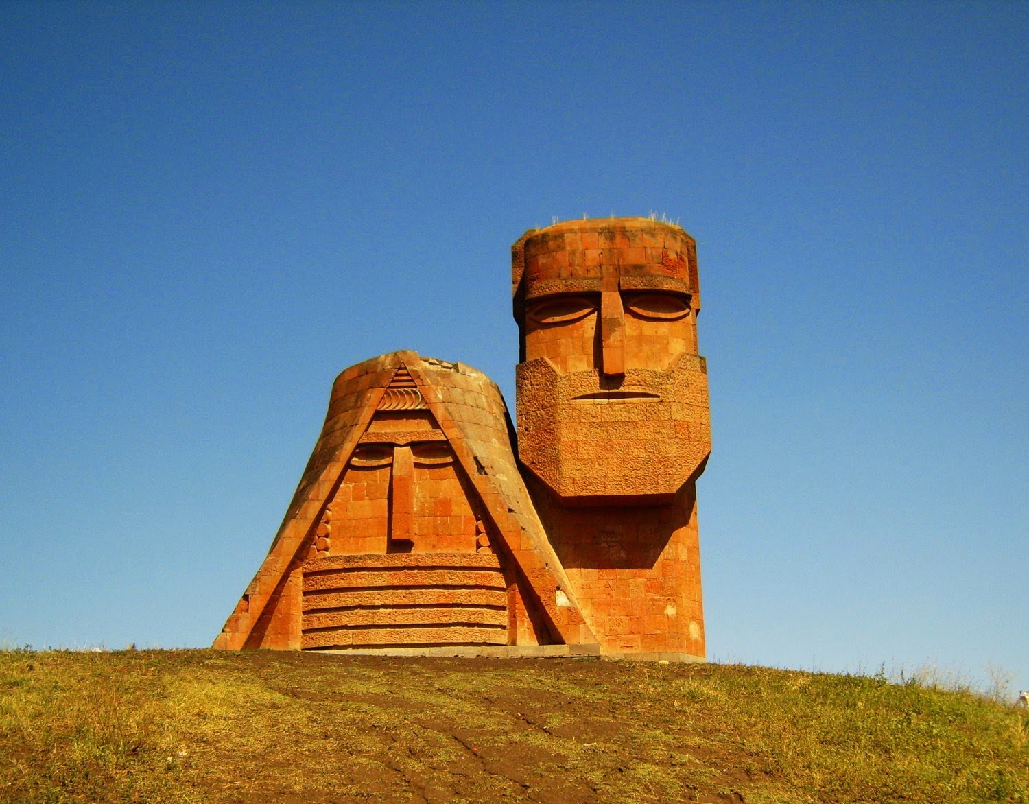 Արցախում սպասում են երկրորդ սերիային․ Հրապարակ