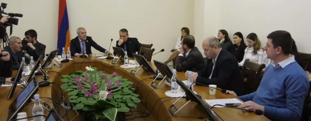 Փաշինյանն իր «ձեռքն է վերցնում» հանձնաժողովի աշխատանքները. Փաստ