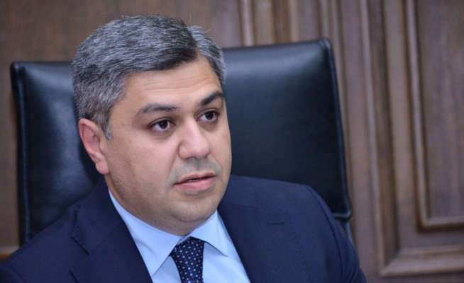 Հասարակությունը պետք է մեծ երկխոսության մեջ մտնի․ Արթուր Վանեցյան