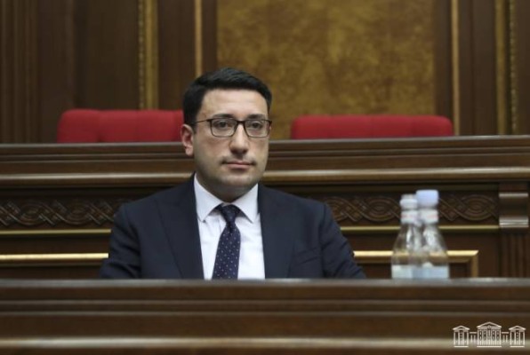 ԿԲ խորհրդի անդամ ընտրվեց Լևոն Սահակյանը