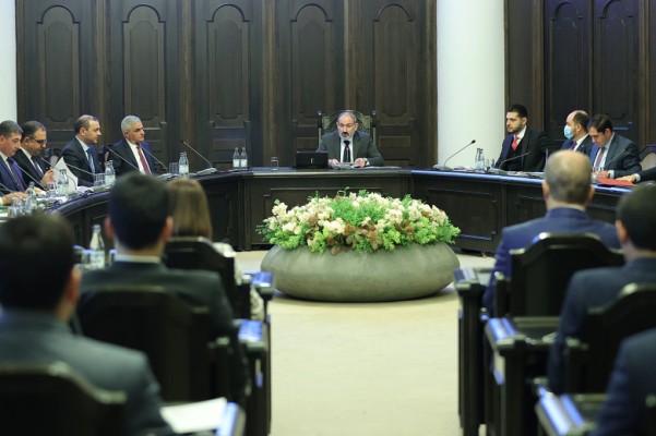 Ե՛վ «ռոճիկ», և՛ «ավանս»՝ ժողովրդից գաղտնի. Փաստ
