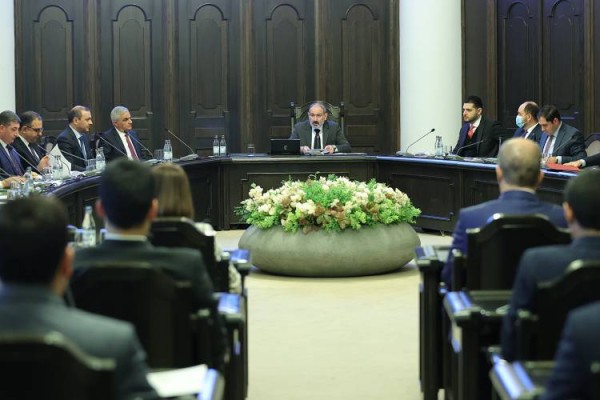 Փաշինյանն ամեն ինչ գաղտնագրում է․ Հրապարակ