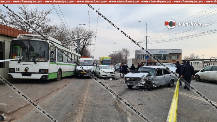 Երևանում խոշոր ավտովթար է տեղի ունեցել․ բախվել են 8 տրանսպորտային միջոցներ