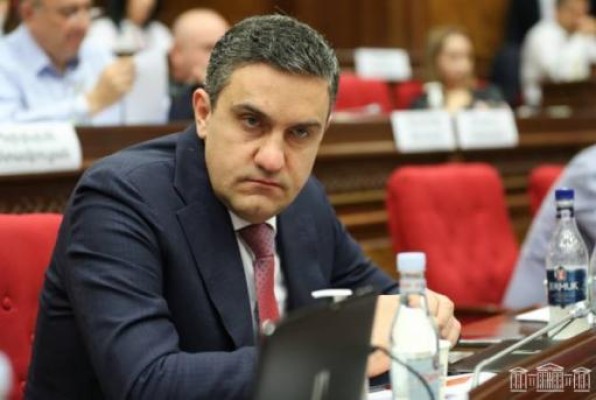 «Խաղաղության պայմանագրով» հաստատվելիք պայմաններն ամբողջությամբ թելադրված են Բաքվից․ Ղազինյան