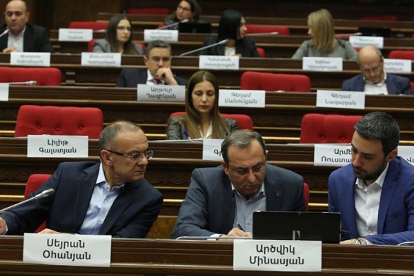 Ընդդիմության լիդերները որոշել են ակտիվանալ և վերցնել էստաֆետը․ Հրապարակ
