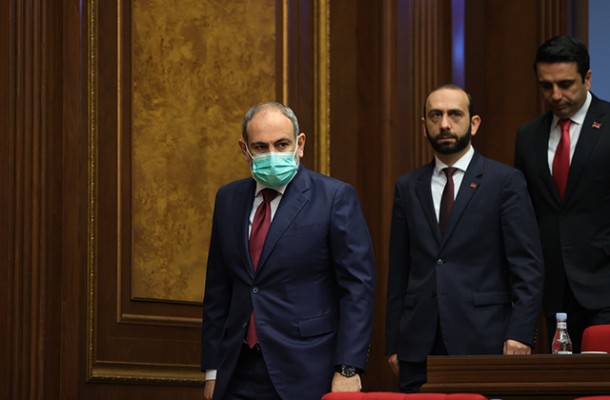 Նիկոլ Փաշինյանը երկար է աշխատել ելույթի տեքստի վրա. նոր մանրամասներ. Ժողովուրդ