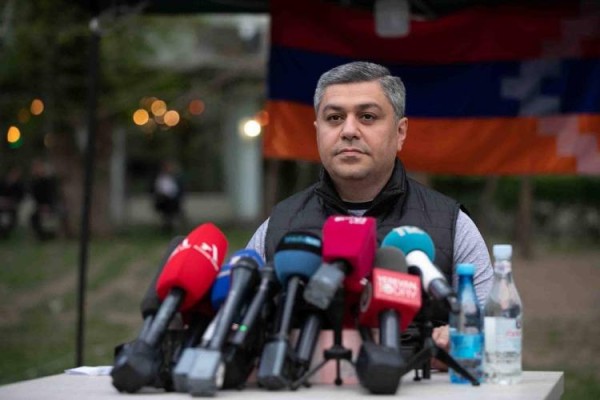 Մանդատները չդնելու արգումենտը․ Հրապարակ