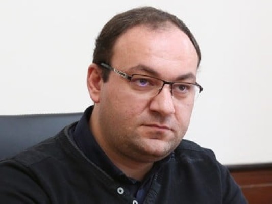 Այս զառամյալին բացատրեք, որ փողոցները փակում են պատերազմի մասնակիցները. Բաբայանը՝ Անդրանիկ Քոչարյանին