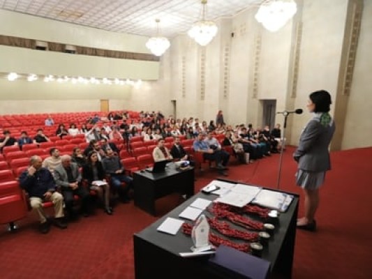 Պետք է խրախուսել երեխաների՝ գիտությամբ զբաղվելը. Ժաննա Անդրեասյան