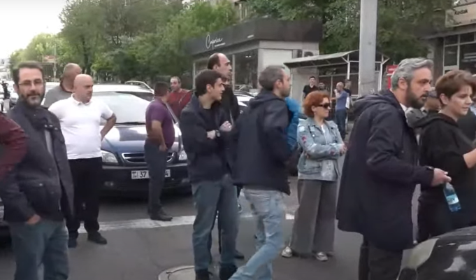 Երթևեկությունը կաթվածահար է