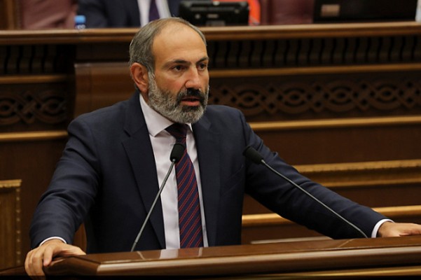 Գետնաքարշ ես ապրել, ոտներիդ վրա գնա