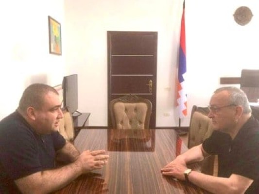 «Շատ կարևոր քննարկում են ունեցել Արայիկ Հարությունյանի հետ». Արցախի ԱԺ նախագահը Երևանում է