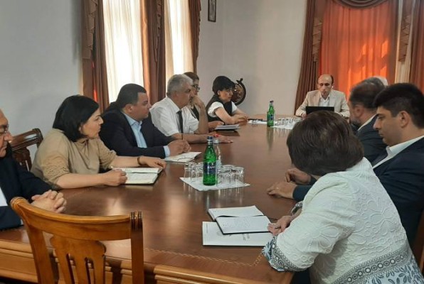 Արտակ Բեգլարյանը հրավիրել է խորհրդակցություն՝ բարձրագույն կրթության համակարգի բարեփոխման թեմայով