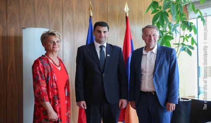 Լիոնի Մետրոպոլի նախագահը հյուրընկալել է Երևանի քաղաքապետին