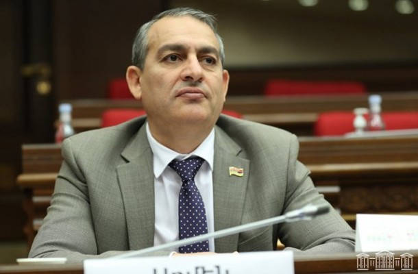 Վստահ ե՞ք, որ խաղաղությունը այլընտրանք չունի․ Արմեն Խաչատրյան