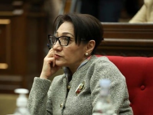 Հրապարակային ցուցմունք դիվանագիտական իմպոտենտության մասին. Լիլիթ Գալստյան