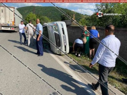 Ավտովթար Լոռու մարզում. 23-ամյա վարորդը Lexus GX-470-ով կողաշրջվել է․ shamshyan.com