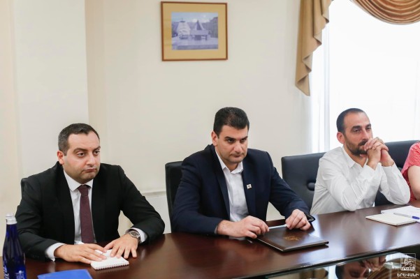 Գրադարաններում փորձնական ծրագրով կիրականացվեն նորոգման և գույքի թարմացման աշխատանքներ. Սարգսյան