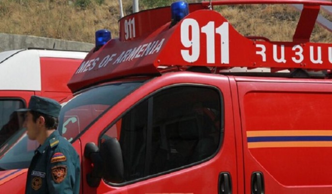 Երևանի Աթոյան անցուղում խոտածածկույթ է այրվել