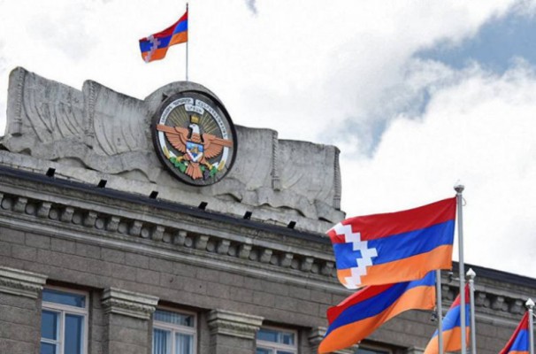Մեկնում են Մոսկվա. Փաստ