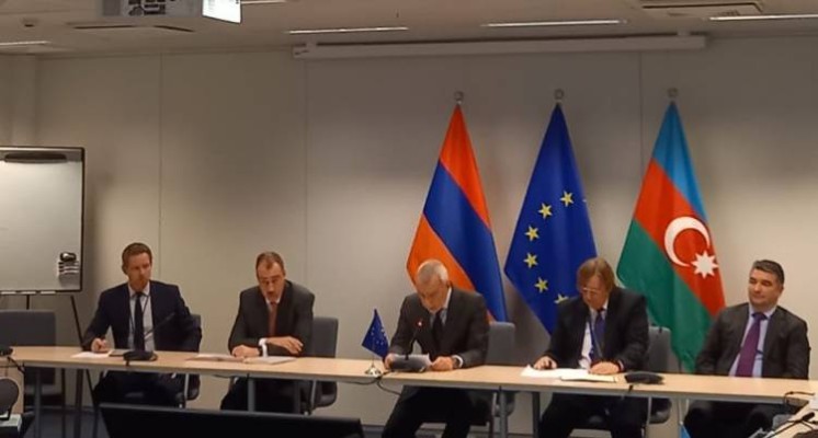 Բրյուսելում մեկնարկել է Գրիգորյանի և Մուստաֆաևի հանդիպումը