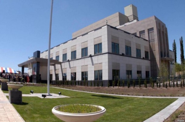 ՀՀ-ում ԱՄՆ դեսպանատունը հորդորել է իր քաղաքացիներին հեռու մնալ ընդդիմության բողոքի ցույցից