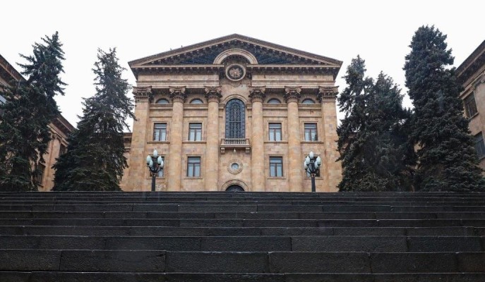 ԱԺ բուֆետի ճաշասեղանների համար՝ 5 մլն դրամ. Ժողովուրդ