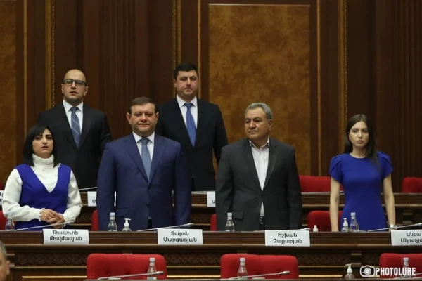 Դատախազը ԱԺ չի գա այս շաբաթ, ընդդիմադիրները կմտնեն դահլիճ․ Ժողովուրդ