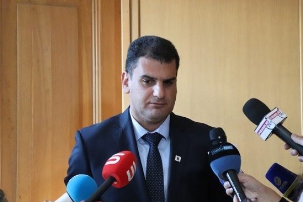 Պարոն Ավինյանը քաղաքապետի թեկնածուն է, և աշխատանքը կիսում ենք նրա հետ․ Հրաչյա Սարգսյան