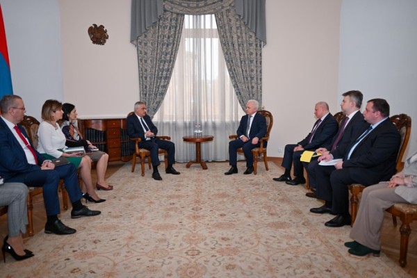 Փոխվարչապետ Մհեր Գրիգորյանն ընդունել է ՌԴ պատվիրակությանը