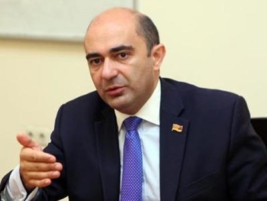 Դեկտեմբերի 12-ից ԼՂ-ն շրջափակման մեջ է. 1100 խաղաղ բնակիչ չի կարող ՀՀ-ից վերադառնալ ԼՂ. Մարուքյան