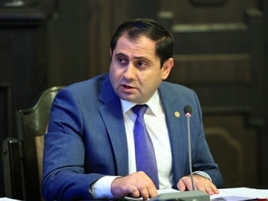 Ժամը 15։00-ի դրությամբ Սուրեն Պապիկյանը չի գնացել ողբերգական հրդեհի դեպքի վայր