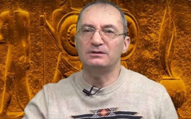 Հայկական կեղծ-վերնախավերն իսկական ավգյան ախոռներ են, որոնց մաքրման տակավին չսկսված գործը բարդ է․ Արմեն Այվազյան