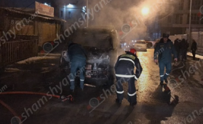 Երևանում հրդեհ է բռնկվել ավտոքարշակում, որի վրա եղել է մեկ այլ ավտոմեքենա․ shamshyan.com