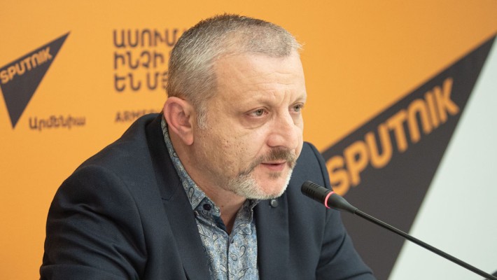 Ես զարմանում եմ, որ դեռ զարմանում են ներկա իշխանության տոտալ անպատասխանատվությունից․ Սուրեն Սուրենյանց