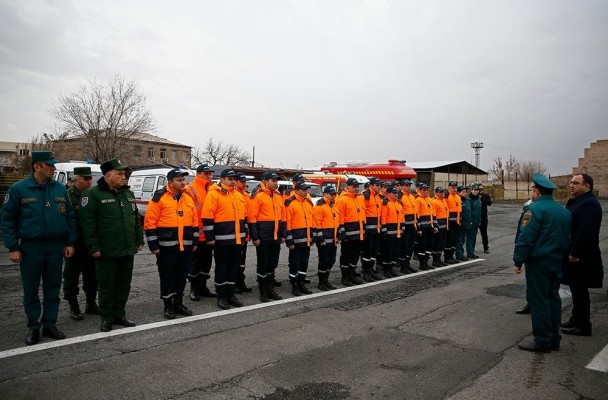 Վահե Ղազարյանը ճանապարհել է Հայաստանից Սիրիա և Թուրքիա մեկնող փրկարարական ջոկատներին
