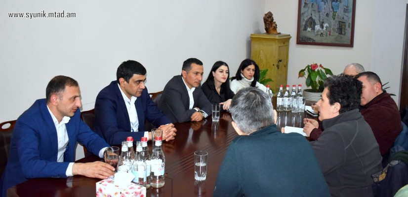 Սյունիքի մարզպետը և ՀԲ-ի ներկայացուցիչները քննարկել են պատերազմի հետևանքների ազդեցությունը մարզի վրա