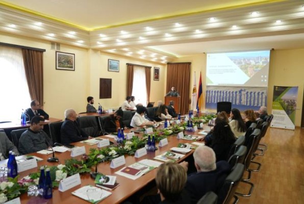 Երևանի փոխքաղաքապետ Ավինյանը մասնակցել է մայրաքաղաքի կանաչապատմանը նվիրված գիտական աշխատաժողովի