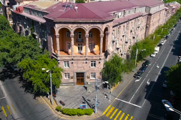 Բրյուսովի համալսարանի ռեկտորի խորհրդականի գործն ուղարկվել է դատարան. խափանման միջոցը՝ պաշտոնավարման կասեցումը