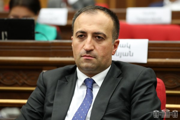 Արսեն Թորոսյանից դեռևս որևէ դիմում չենք ստացել․ ԱԺ նախագահի մամուլի խոսնակ