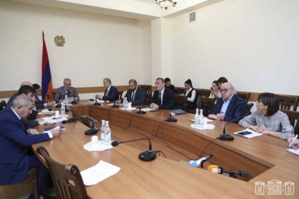 Անդրանիկ Քոչարյանի ուշագրավ խոստովանությունը. ԱԱԾ-ն գաղտնալսում է ընդդիմադիրներին. Հրապարակ