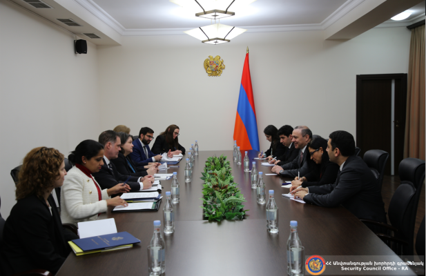 ԱԽ քարտուղար Արմեն Գրիգորյանն ընդունել է Թեա Քենդլերին