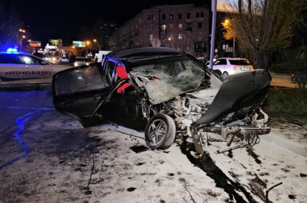 Երևանում բախվել են «Hyundai Getz»-ը և «BMW COUPE»-ն․ կան տուժածներ․ shamshyan.com