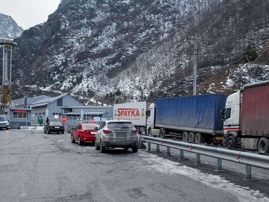 Լարսը բաց է. նորմալ, իր հունով աշխատում է