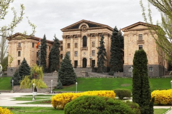 Ովքեր են իշխանությունների սրտի դատավորները. Ժողովուրդ