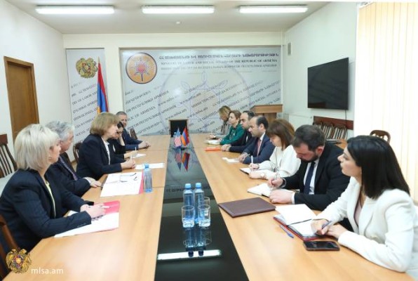 ՀՀ ԱՍՀ նախարարն ընդունել է ԱՄՆ դեսպանին