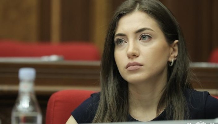 Այսօրը հայ մորթող թուրքի հաղթանակի օրն է․ Աննա Մկրտչյան