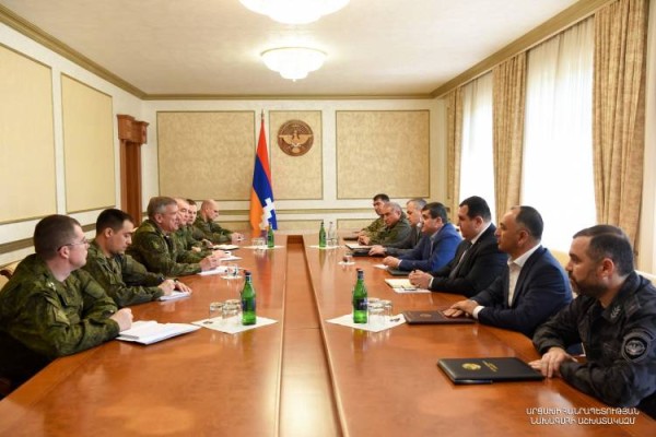 Ի՞նչ է ասել խաղաղապահների ղեկավարը Արցախի իշխանություններին․ Հրապարակ