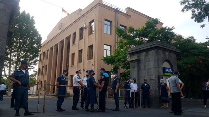 22:00-ին Շենգավիթի դատարանում կքննվի զոհվածի մոր ձերբակալման բողոքը
