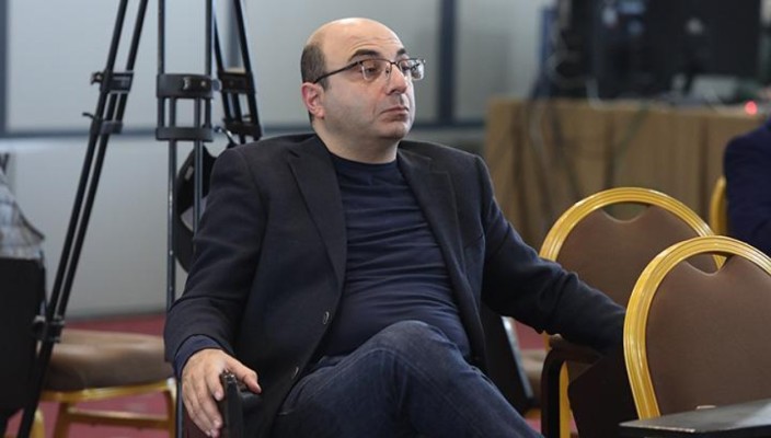 Ո՞վ կտա առաջին հրաժարականը